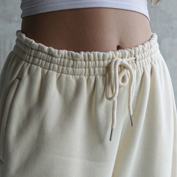 DRMERS CLUB - Picture 3 of 9